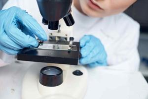 Labor Mikroskop Forschung Diagnose Wissenschaft schließen oben foto
