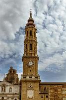 Landschaft nuestra Senora del pilar Kathedrale Basilika gegen das Himmel foto