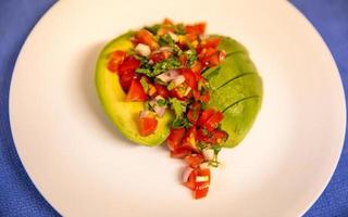 Gourmet Avocado Salat foto