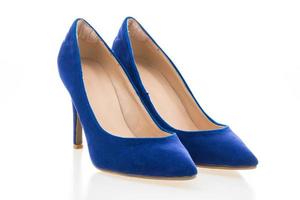 blaue Schuhe mit hohen Absätzen foto