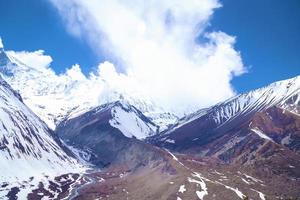 Schnee gekappt Himalaya foto