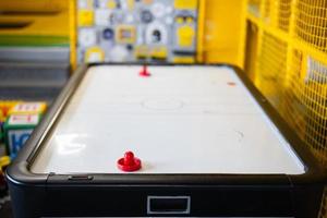 Luft Eishockey beim Kinder abspielen Center. foto