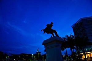 Martin Delgado Statue foto