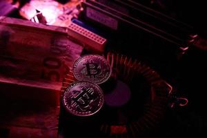 Kryptowährung, Bitcoin auf ein Chip, Blockchain foto