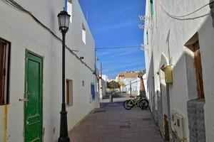 Stadt von corralejo auf das Spanisch Kanarienvogel Insel fuerteventura auf ein warm Urlaub Tag foto