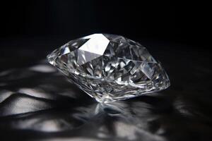 ein groß funkelnd Diamant von ein drk Oberfläche erstellt mit generativ ai Technologie. foto