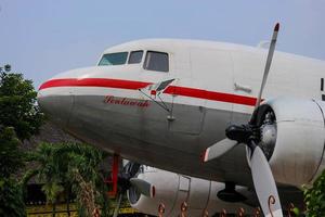 Jakarta, Indonesien im Juli 2022. Dakota ri-001 seulawah ist ein Transport Flugzeug welche ist das zuerst Flugzeug Zugehörigkeit zu das Republik von Indonesien foto