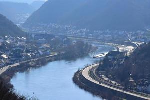 Mosel Kurve beim Gondorf, spät Winter foto