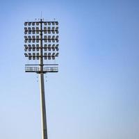 Kricket Stadion Flut Beleuchtung Stangen beim Delhi, Indien, Kricket Stadion Beleuchtung foto