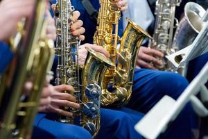 Musik- Orchester. spielen das Wind Instrumente.Wind Instrumente foto