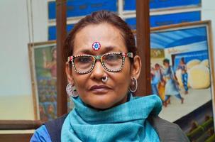 Bangladesch, Februar 16, 2014, Porträt von bibi Russell ein Bangladesch Mode Designer und ehemalige International Modell- beim bibi Produktionen, Dhanmondi, dhaka. foto