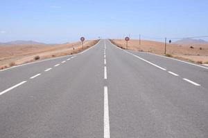 Straße auf dem Land foto