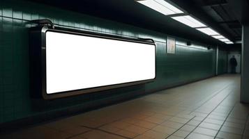 leeren Werbung Raum beim unter Tage U-Bahn, Plakatwand Attrappe, Lehrmodell, Simulation im U-Bahn zum Marketing Banner oder Anzeigen, kostenlos Foto