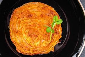 Kohl Steak Vegetarisch vegan oder Vegetarier lebensmittelgesund Mahlzeit Essen Snack auf das Tabelle Kopieren Raum Essen Hintergrund rustikal oben Aussicht foto