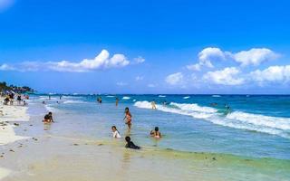 playa del carmen Quintana roo Mexiko 2021 tropisch Karibik Strand klar Türkis Wasser playa del carmen Mexiko. foto