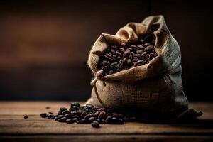 Kaffee Bohnen im ein Tasche auf das Tisch, braun dunkel Hintergrund. Ernte. generativ ai foto