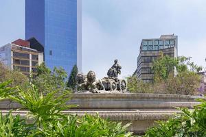 das cibeles Brunnen im Mexiko Stadt ist ein genau Replik von das cibeles Brunnen Das ist gelegen im das Platz de cibeles im Madrid, Spanien foto