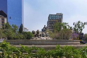 das cibeles Brunnen im Mexiko Stadt ist ein genau Replik von das cibeles Brunnen Das ist gelegen im das Platz de cibeles im Madrid, Spanien foto