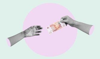 Kunst Collage, Hände mit Geld, Hände mit Rubel erreichen zum Geld. foto