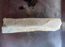 Prozess Foto von Kebabs Sein gebraten im ein braten schwenken