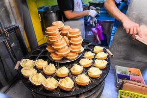 das Snack von Rad geformt Kuchen im Taiwan foto