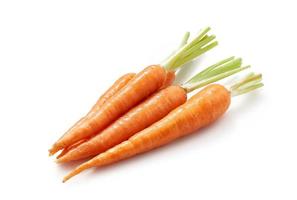 Karotte oder Möhren isoliert auf Weiß Hintergrund. Stapel von Karotte oder Möhren isoliert. Karotte foto
