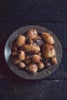 gebraten jung Kartoffeln foto