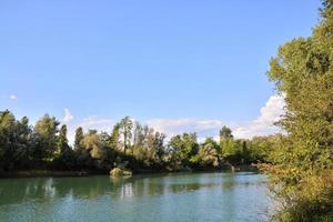 malerischen Blick auf den Fluss foto