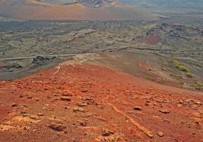 ursprünglich vulkanisch Landschaften von das Spanisch Insel von Lanzarote foto