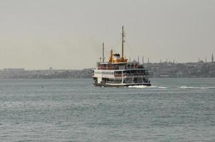 Dampfschiff Fähre Hafen und Meer Hintergrund und Landschaft foto