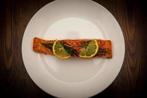 plattiert Lachs mit Dill foto