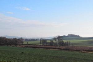 landwirtschaftlich Felder um ein Natur Reservieren foto