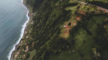 Drohne Aussicht von miradouro da ponta tun sossego im sao miguel, das Azoren foto