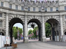 London im das Vereinigtes Königreich im Juni 2022. Menschen feiern das Königinnen Platin Jubiläum foto