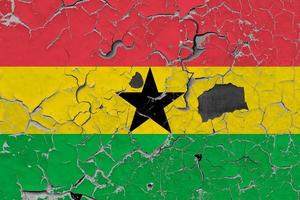 3d Flagge von Ghana auf Stein Mauer foto