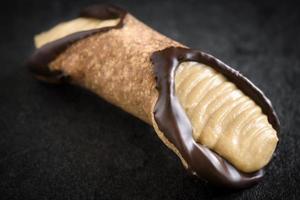 hausgemacht Italienisch Cannoli foto