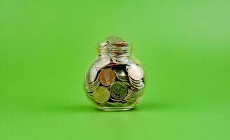 Münzen und Zeit Ersparnisse Konzept Finanzen Finanzen Geschäft foto