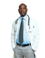 Porträt von ein männlich Arzt auf Weiß foto