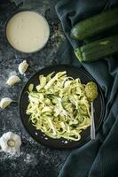 cremig Zucchini Pesto foto