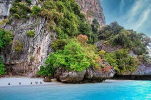 Tagesausflug nach Koh Phi Phi auf den südlichen Inseln Thailands foto