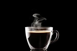 schließen oben ein Tasse von ein schwarz heiß Kaffee mit Rauch auf schwarz Hintergrund. ai generiert foto