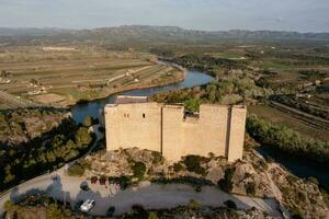 Antenne Aussicht von miravet Schloss, Estragona Spanien foto