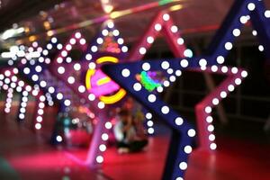 Star Dekoration retro Stil mit Licht Birne zum Party Hintergrund foto
