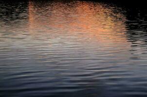 die Oberfläche des Wassers foto