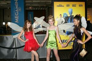 los Engel Okt. 30 Bella Dorn Kathryn Newton pia mia kommt an beim das Megageist la Premiere Halloween Extravaganz beim Männer Chinesisch Theater auf Oktober 30 2010 im los Engel ca. foto