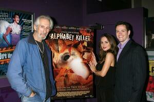 Gast eliza dushku Tom Malloy ankommen beim das Alphabet Mörder Screening beim das lämmle Monica 4 Theater im Santa Monica November 14 20082008 foto