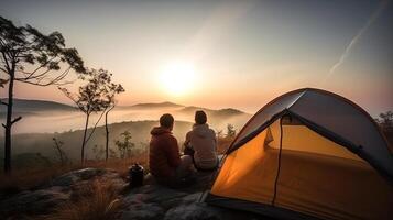 Mann und reichlich Dame Paar schätzen im Sie Zelt beim Sie Camping Punkt mit Morgen zu Start mit Licht sehen. kreativ Ressource, ai generiert foto