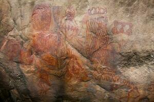 prähistorisch Gemälde auf Felsen bekannt wie Petroglyphen im Kolumbien foto