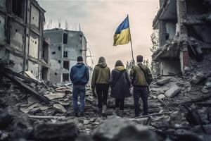 zurück von Gruppe Menschen mit ukrainisch Flaggen auf befreit Ruinen Stadt. Krieg im Ukraine, Sieg Konzept. generativ ai. foto