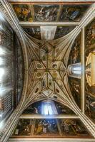 Segovia, Spanien - - nov 27, 2021, uralt die Architektur Decke von Kathedrale von Segovia Innere Aussicht im Spanien. foto